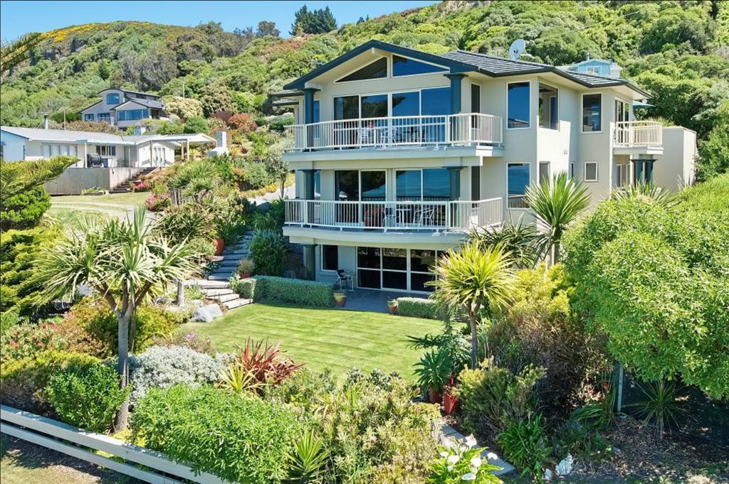 Gore Bay Lodge Christchurch Exterior foto